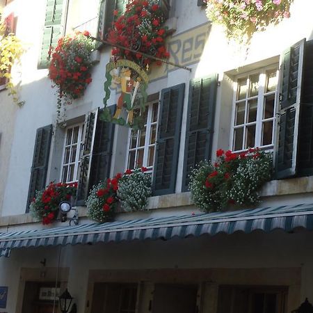 Hotel Zum Alten Schweizer トヴァン エクステリア 写真